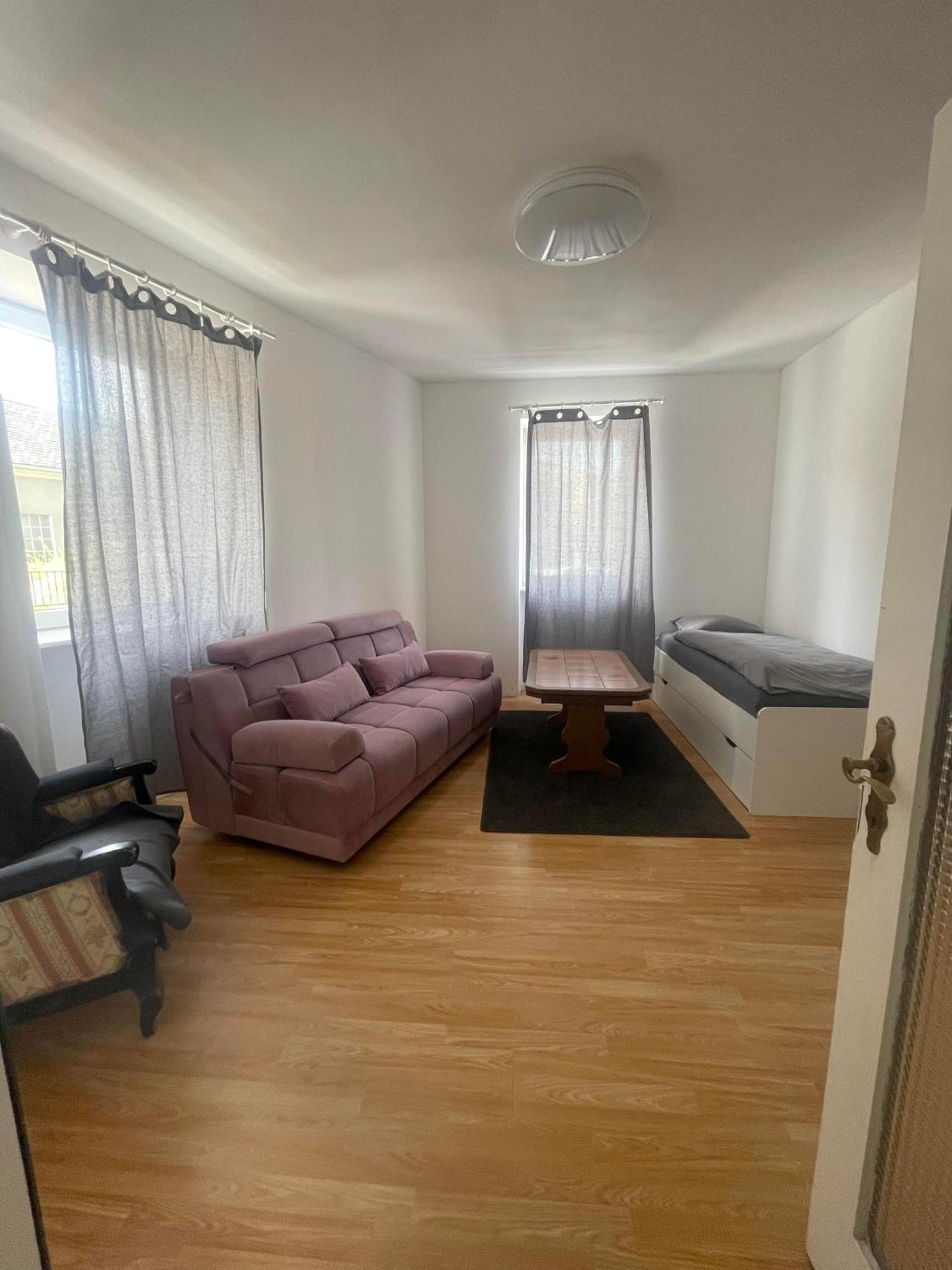 Gemuetlich Und Fein Apartment Ebenfurth Luaran gambar
